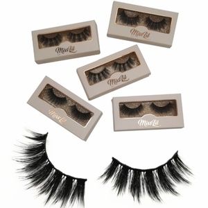 Miss Lil Eyelashes Extension #14